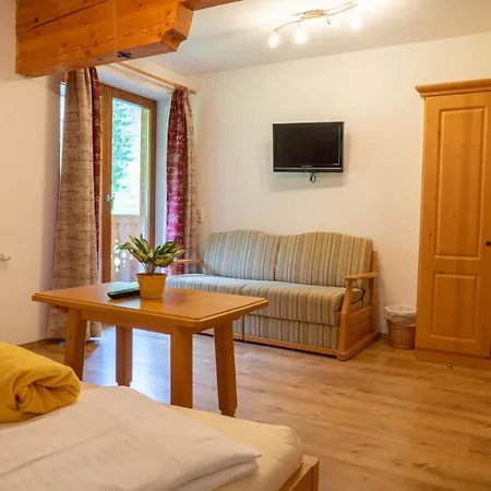 Hoellwarthof Appartement *