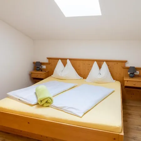 Hoellwarthof Apartment