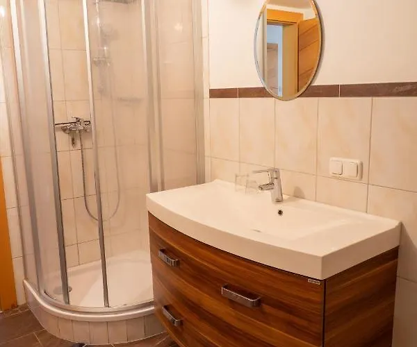 Hoellwarthof Goldegg