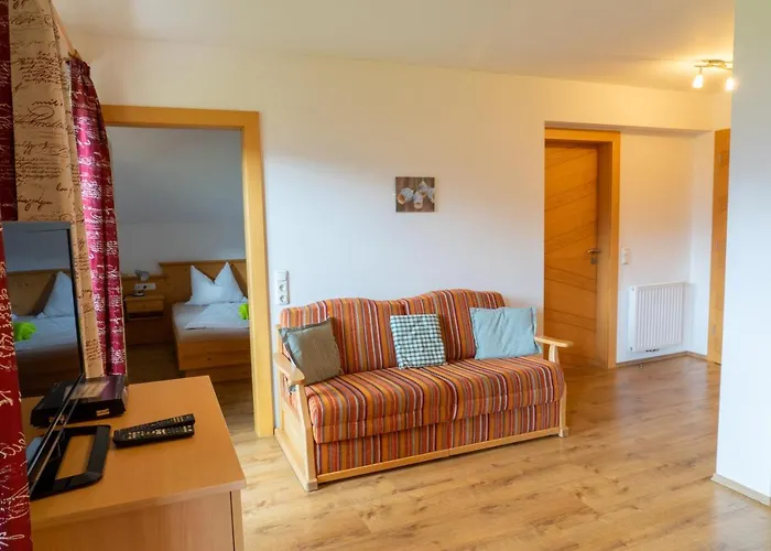 Hoellwarthof * Goldegg