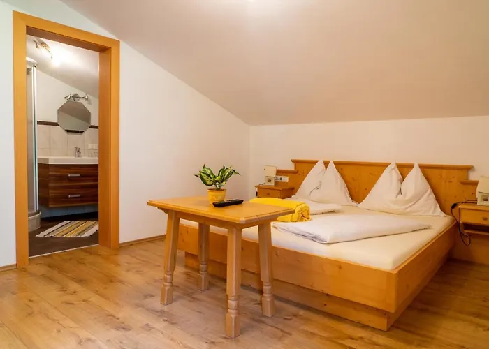 Hoellwarthof Appartement Goldegg